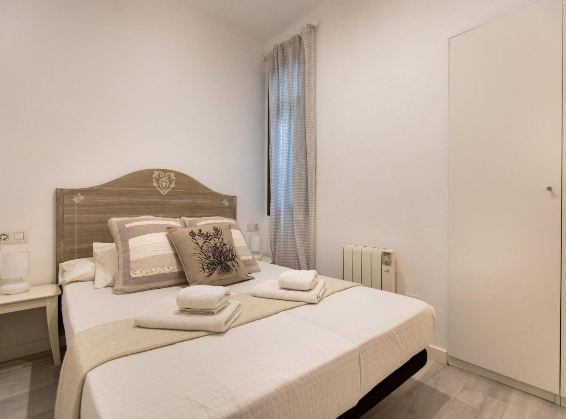 Pere Serafi 2 Bedroom Apartment Barcelone Extérieur photo